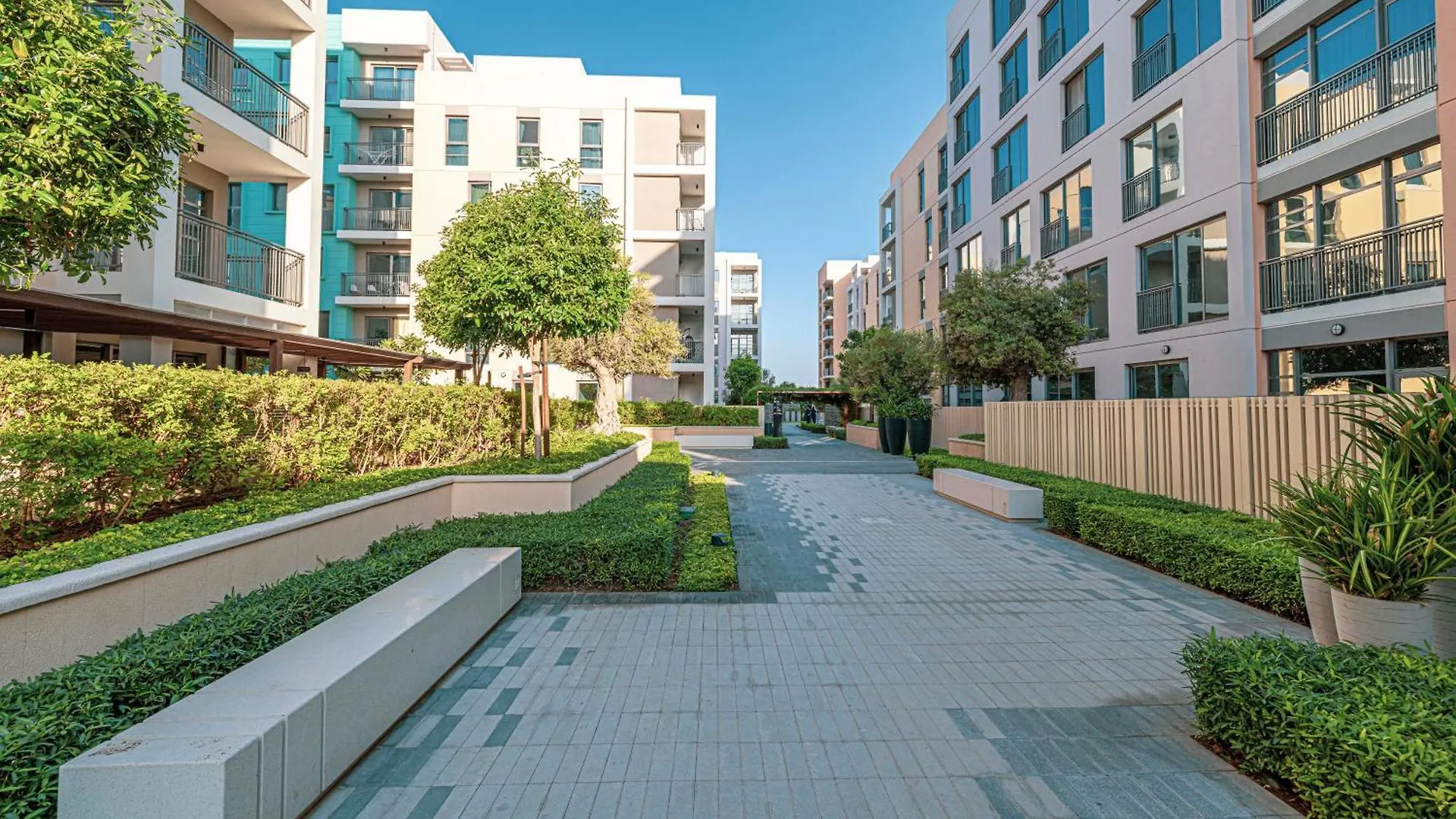 Apartment Emerald Edition By Blue Cloud Sharjah