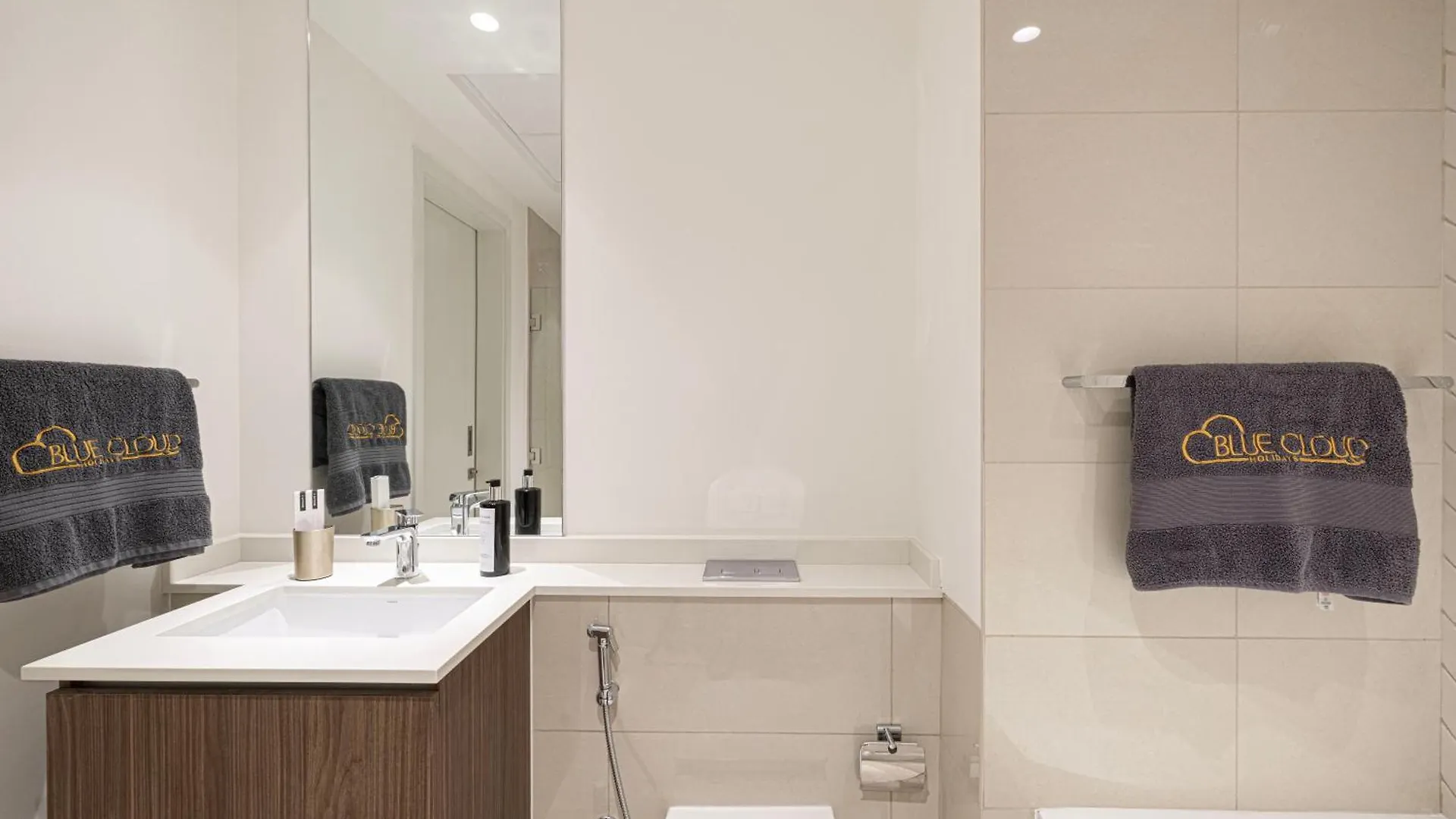 Emerald Edition By Blue Cloud Sharjah 0*,  United Arab Emirates